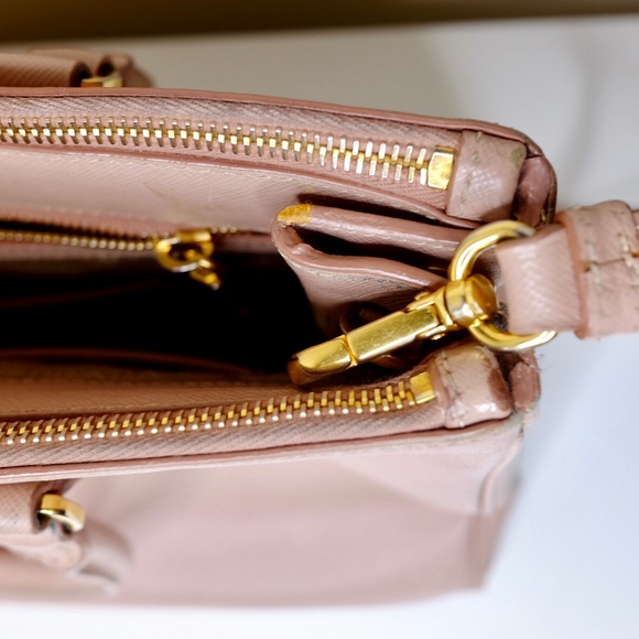 THE ORIGINAL Blush Nude Prada Galleria Saffiano Handbag - Picture 10 of 13